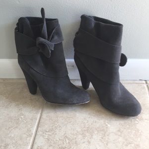 MIA gray velvet above ankle boots
